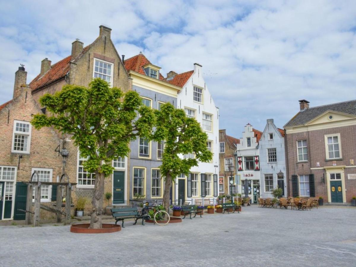 Chalet Sea Rocks With View And Garden Goedereede Exterior photo